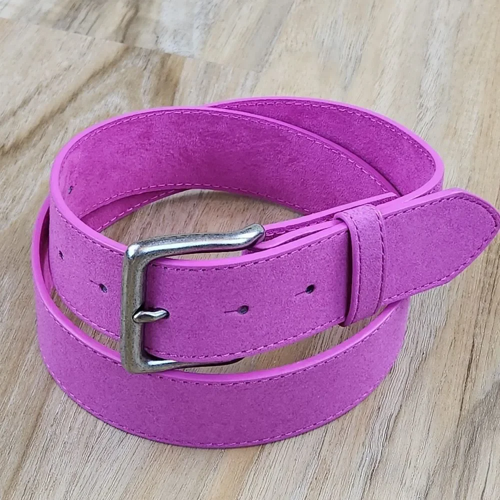 🔸️NWOT Fuchsia Genuine Suede Leather w/Detachable Antiqued Buckle Belt Small